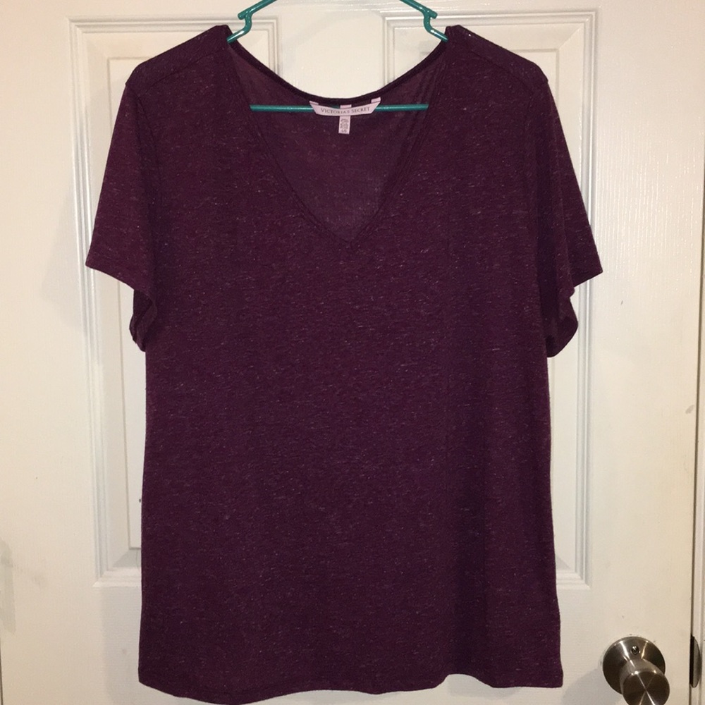 V NECK TOP